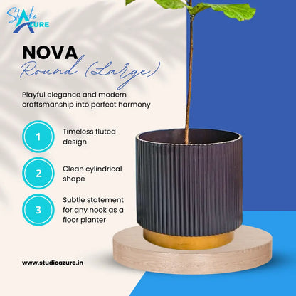 Nova Sphere Large (With Base)